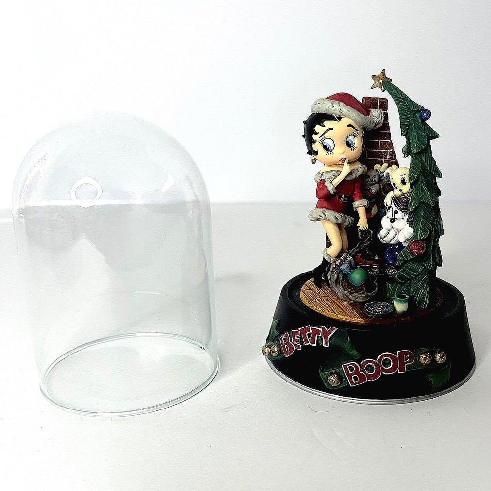 Betty Boop Jingle Bell Betty 1997 Limited Edition Sculpture Glass Dome Figurine